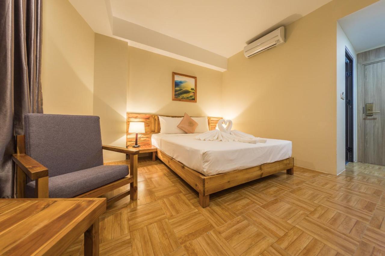 Golden Daisy Hotel Phu Quoc Exterior photo